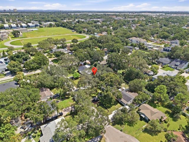 4710 W BAY VIEW AVENUE, Tampa, FL 33611