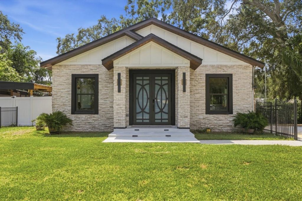4710 W BAY VIEW AVENUE, Tampa, FL 33611