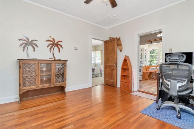 220 W FERN STREET, Tampa, FL 33604