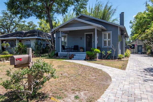 220 W FERN STREET, Tampa, FL 33604