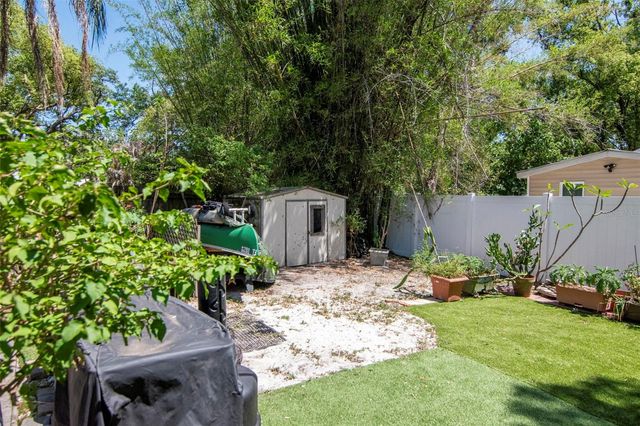 220 W FERN STREET, Tampa, FL 33604