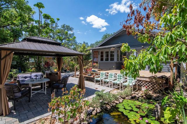 220 W FERN STREET, Tampa, FL 33604