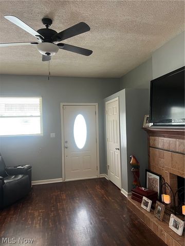1300 36th Street, Parkersburg, WV 26104