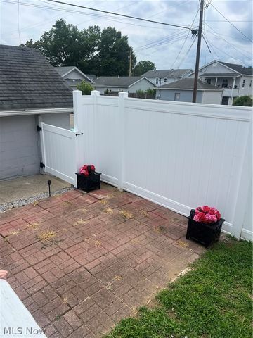 1300 36th Street, Parkersburg, WV 26104