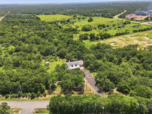 5064 Holleman Drive S, College Station, TX 77845