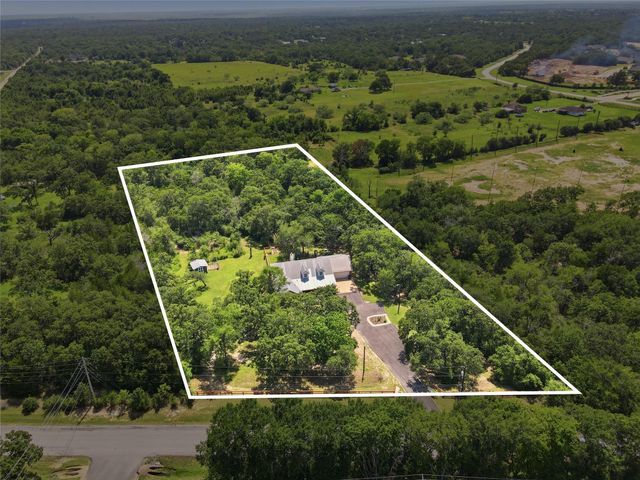 5064 Holleman Drive S, College Station, TX 77845