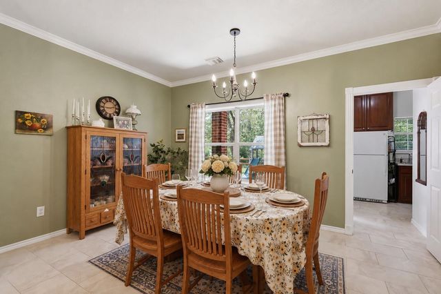 5064 Holleman Drive S, College Station, TX 77845