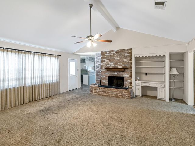 1911 Mission Creek Circle, Houston, TX 77084