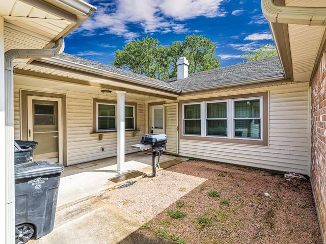 1911 Mission Creek Circle, Houston, TX 77084