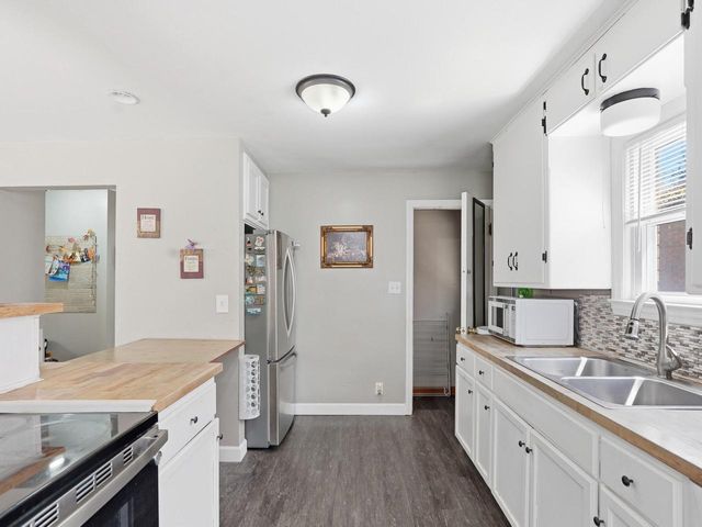 3852 1st STREET, Milwaukee, WI 53207