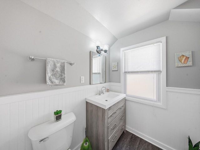 3852 1st STREET, Milwaukee, WI 53207