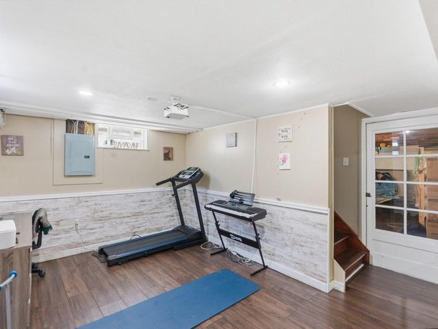 3852 1st STREET, Milwaukee, WI 53207