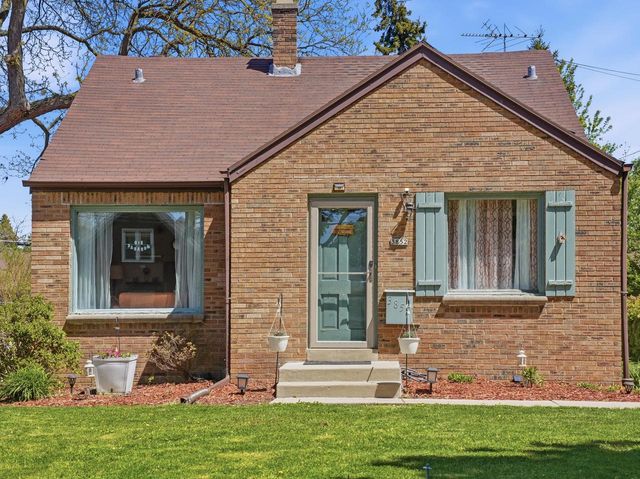 3852 1st STREET, Milwaukee, WI 53207