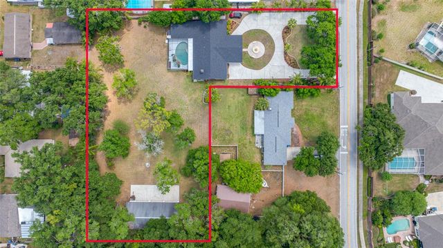 15314 LAKE MAGDALENE BOULEVARD, Tampa, FL 33618