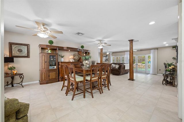 15314 LAKE MAGDALENE BOULEVARD, Tampa, FL 33618