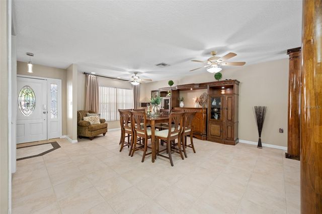 15314 LAKE MAGDALENE BOULEVARD, Tampa, FL 33618