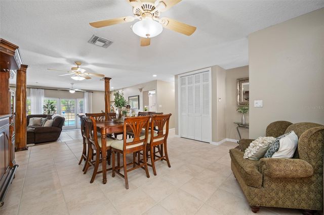 15314 LAKE MAGDALENE BOULEVARD, Tampa, FL 33618