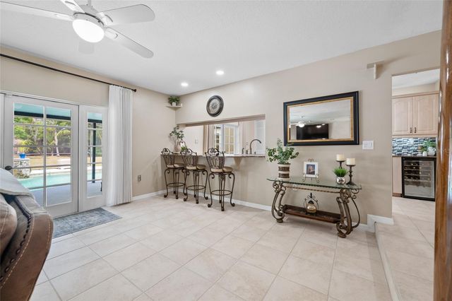 15314 LAKE MAGDALENE BOULEVARD, Tampa, FL 33618