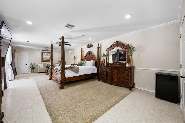 15314 LAKE MAGDALENE BOULEVARD, Tampa, FL 33618