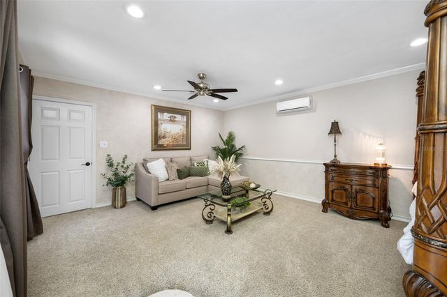 15314 LAKE MAGDALENE BOULEVARD, Tampa, FL 33618