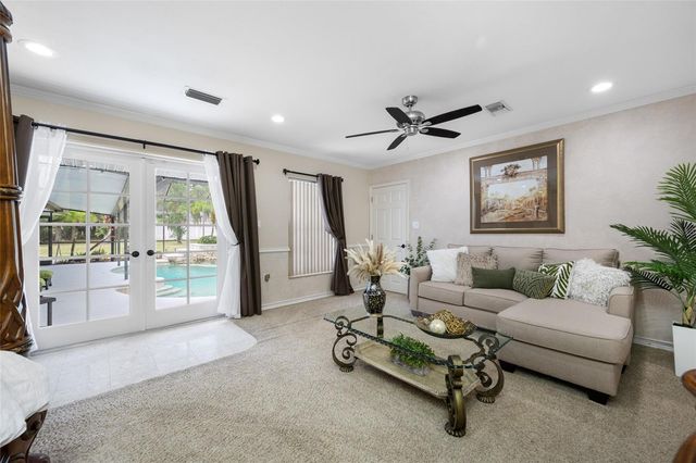 15314 LAKE MAGDALENE BOULEVARD, Tampa, FL 33618