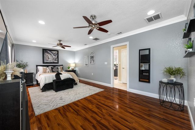 15314 LAKE MAGDALENE BOULEVARD, Tampa, FL 33618