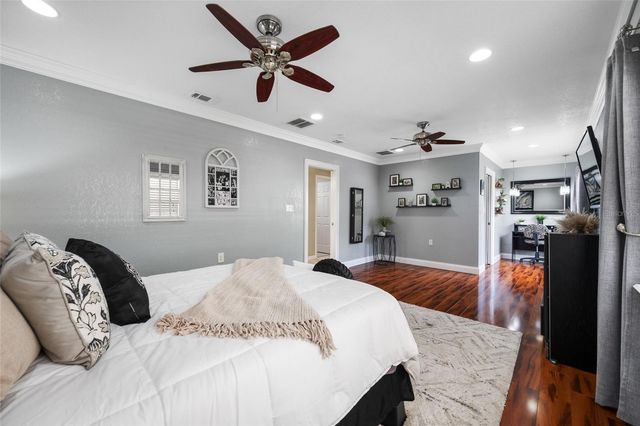 15314 LAKE MAGDALENE BOULEVARD, Tampa, FL 33618
