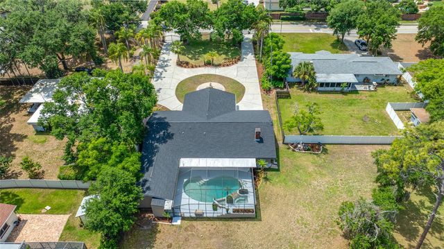 15314 LAKE MAGDALENE BOULEVARD, Tampa, FL 33618