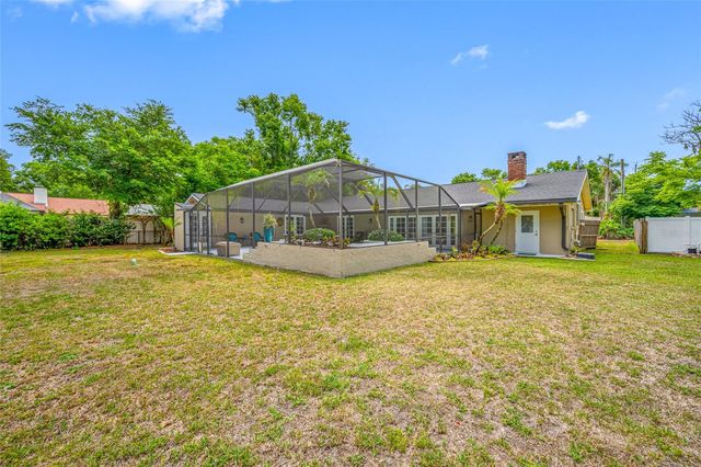 15314 LAKE MAGDALENE BOULEVARD, Tampa, FL 33618