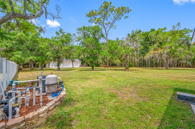15314 LAKE MAGDALENE BOULEVARD, Tampa, FL 33618