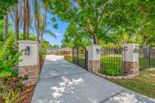 15314 LAKE MAGDALENE BOULEVARD, Tampa, FL 33618