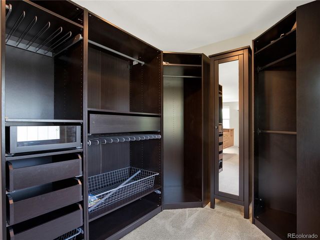 7958 S Roslyn Way, Centennial, CO 80112