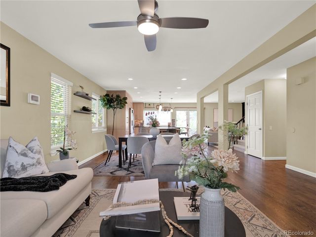 7958 S Roslyn Way, Centennial, CO 80112