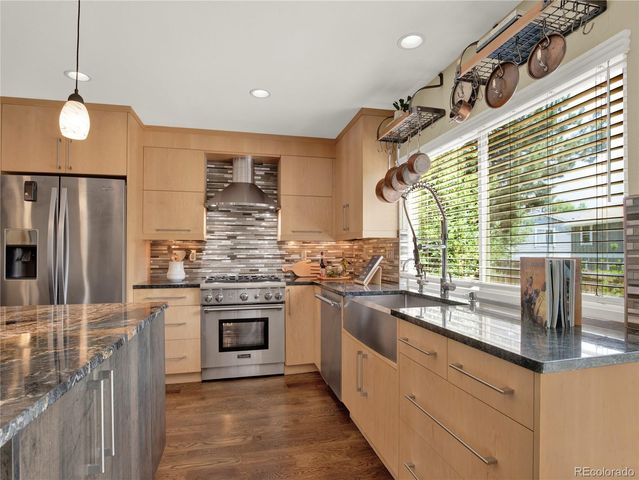 7958 S Roslyn Way, Centennial, CO 80112