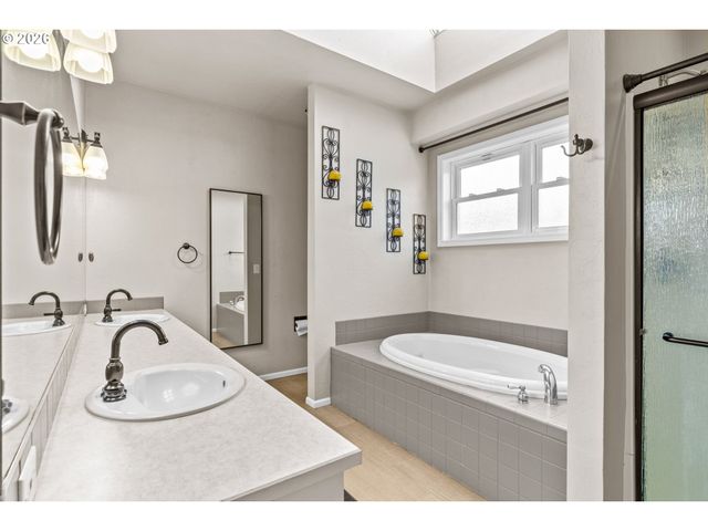 514 WARRINGTON Ave, Eugene, OR 97404