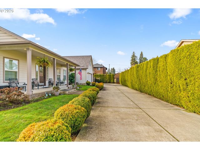 514 WARRINGTON Ave, Eugene, OR 97404