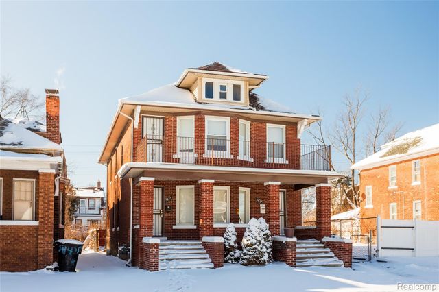 5435 Burns Street, Detroit, MI 48213