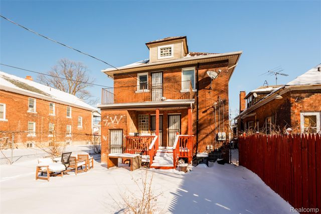 5435 Burns Street, Detroit, MI 48213