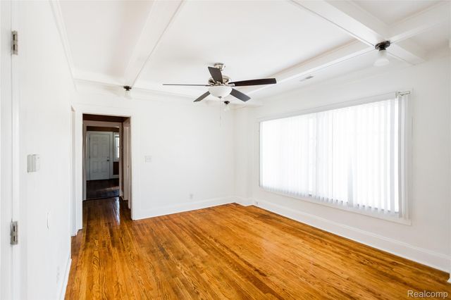 5435 Burns Street, Detroit, MI 48213