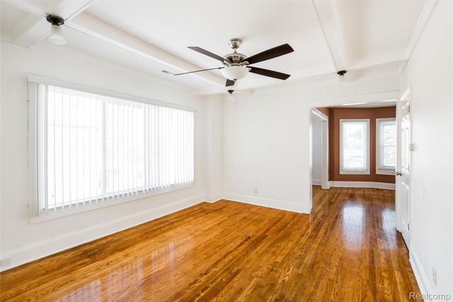 5435 Burns Street, Detroit, MI 48213