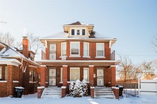 5435 Burns Street, Detroit, MI 48213