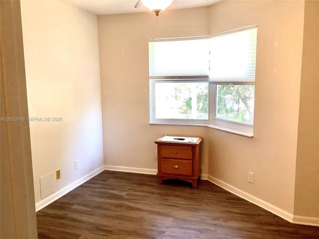 3581 Simms St, Hollywood, FL 33021