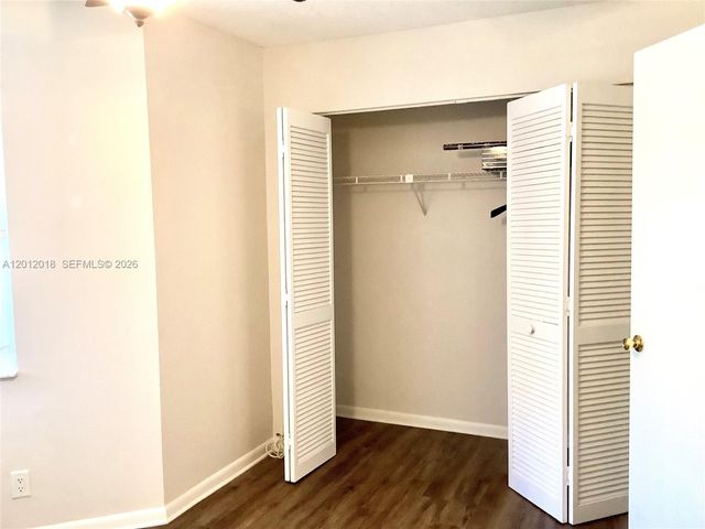 3581 Simms St, Hollywood, FL 33021