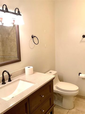 3581 Simms St, Hollywood, FL 33021
