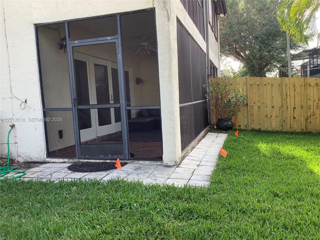 3581 Simms St, Hollywood, FL 33021