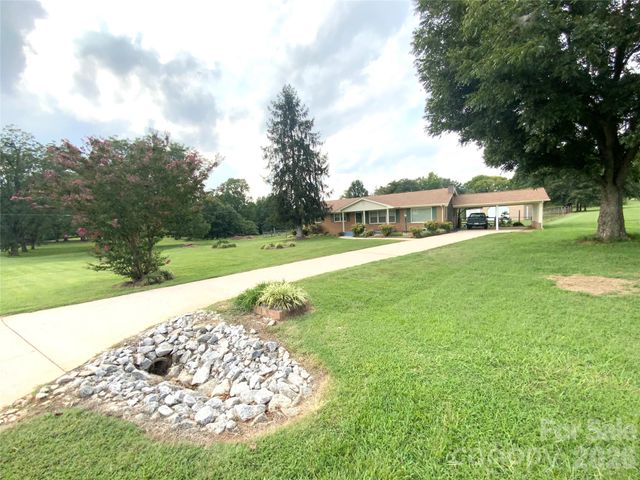 1749 Oak Grove Church Road, Ellenboro, NC 28040