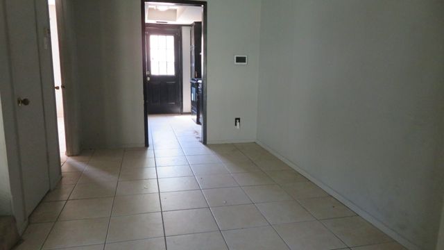 109 W Mountain Creek Drive 13, Grand Prairie, TX 75052