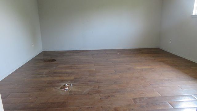 109 W Mountain Creek Drive 13, Grand Prairie, TX 75052