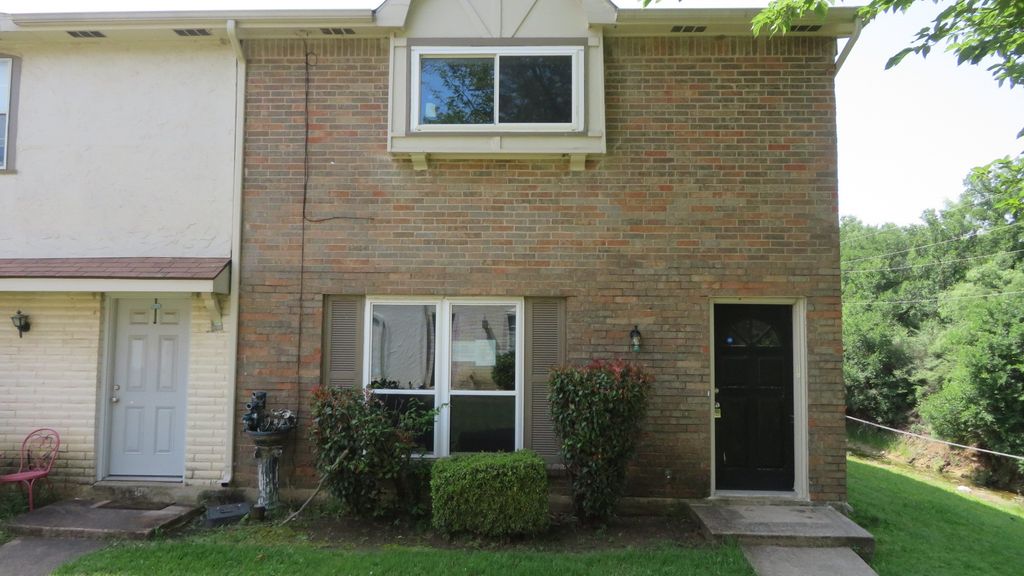 109 W Mountain Creek Drive 13, Grand Prairie, TX 75052