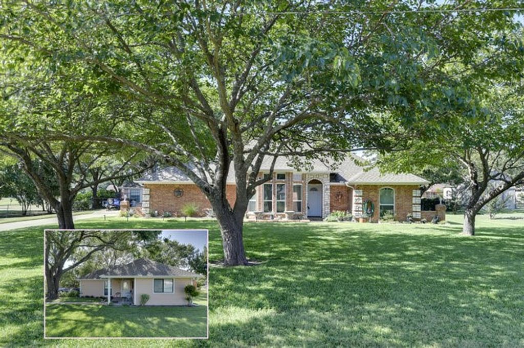 607 Shallow Creek Drive, Oak Leaf, TX 75154
